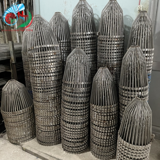 Chắn cỏ co bơm đạp inox